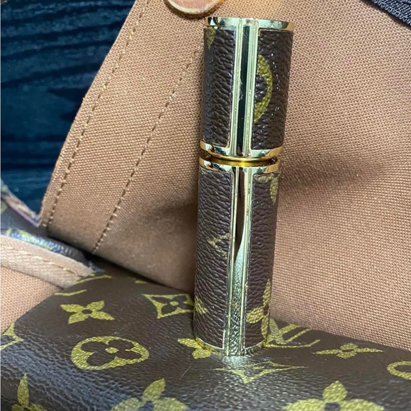 Atomizer - Picture 4 of 11